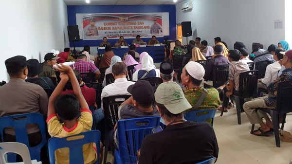 curhat1