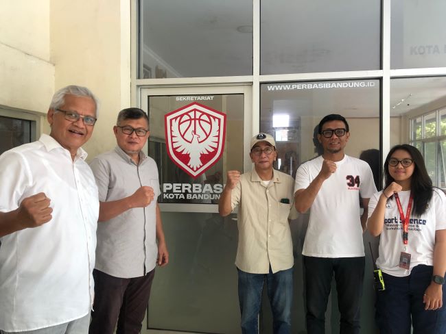 KONI Pusat Apresiasi PMB Basketball Championship, Ajang Pelajar Jawa Barat Menuju Prestasi Nasional!