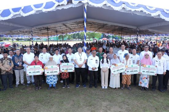 Li Claudia Candra: Jika Tak Direspons Camat dan Lurah, Laporkan Langsung ke Kami!