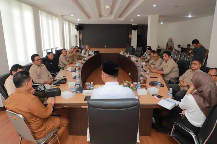 Ketua DPRD Kepri Bongkar Solusi Selamatkan APBD 2026! Iman Sutiawan: Labuh Jangkar Bisa Jadi Penyelamat Fiskal Kepri