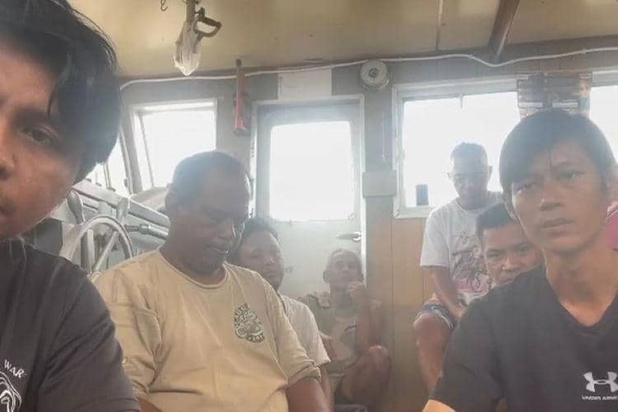 Diselamatkan Setelah Terjebak di Laut Myanmar! 7 ABK Kapal MT Shing Xing Pulang ke Batam, Diduga Korban TPPO