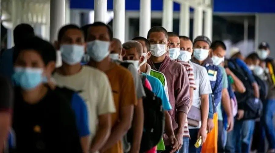 Operasi Besar di Kamboja: 106 Warga Indonesia Diringkus, Diduga Terlibat Online Scam Internasional