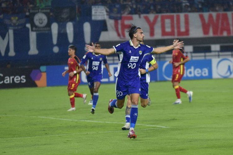 Persib Menang Dramatis 3-2 atas Selangor FC, Bojan Hodak Akui Sempat Panik di Babak Pertama