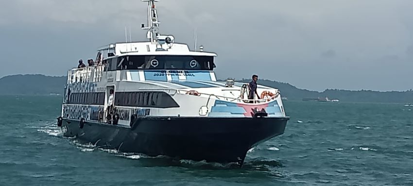 MV Oceana Lagi-Lagi Alami Mati Mesin, Penumpang Panik Dua Jam Terapung di Laut