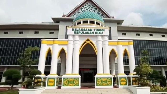 Heboh! Jaksa Kejati Kepri Dicopot 12 Bulan, Diduga Terlibat Pembalakan 700 Hektare di Sumbar