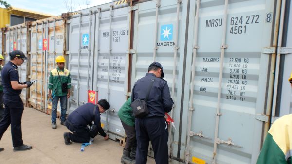 Bom Waktu Limbah B3 di Batam! 889 Kontainer Masih Menumpuk, Baru 25 yang Direekspor