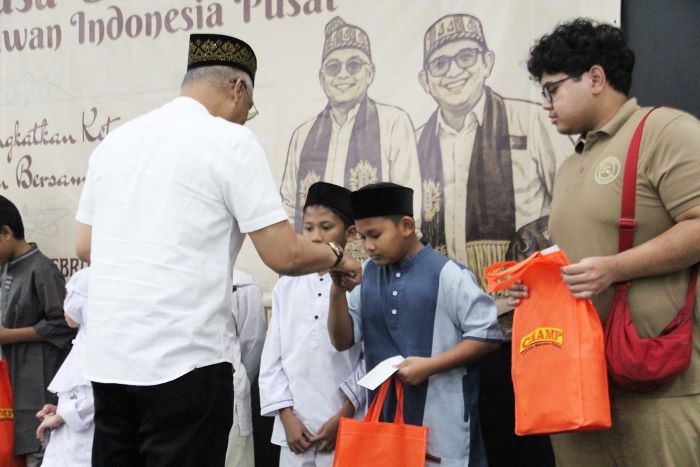 Ramadan Penuh Makna, PWI Pusat Gelar Bukber dan Santunan Yatim Piatu di Dewan Pers