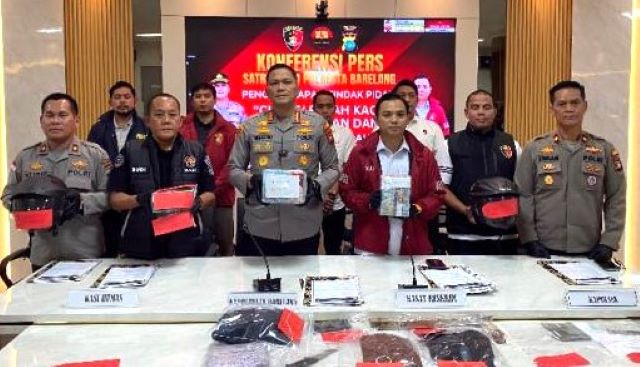 Uang THR Rp375 Juta Raib Saat Ngopi! Polisi Tangkap Komplotan Pecah Kaca Mobil di Batam Uang THR Rp375 Juta Raib Saat Ngopi! Polisi Tangkap Komplotan Pecah Kaca Mobil di Batam