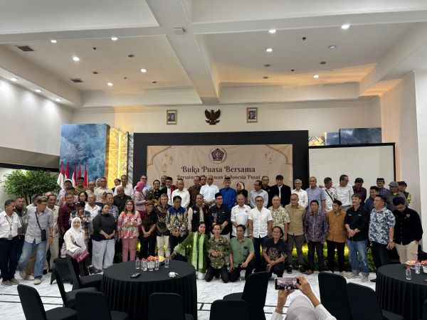 Buka Puasa PWI Pusat, Ketua Umum Ingatkan Wartawan: Jangan Sampai Mental Keruh Saat Menulis Berita