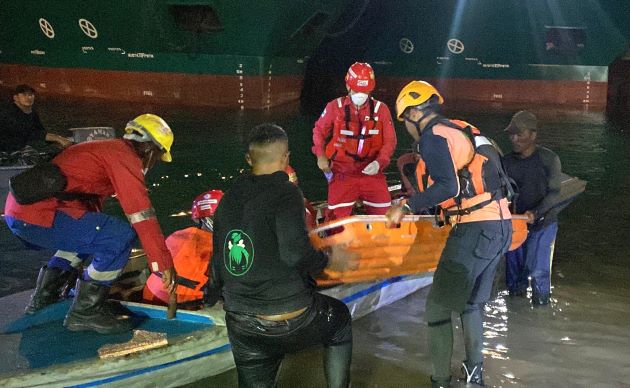 38 Jam Terjebak di Kapal Terbalik! Kru Tugboat Mega di Batam Selamat Berkat Tabung Oksigen
