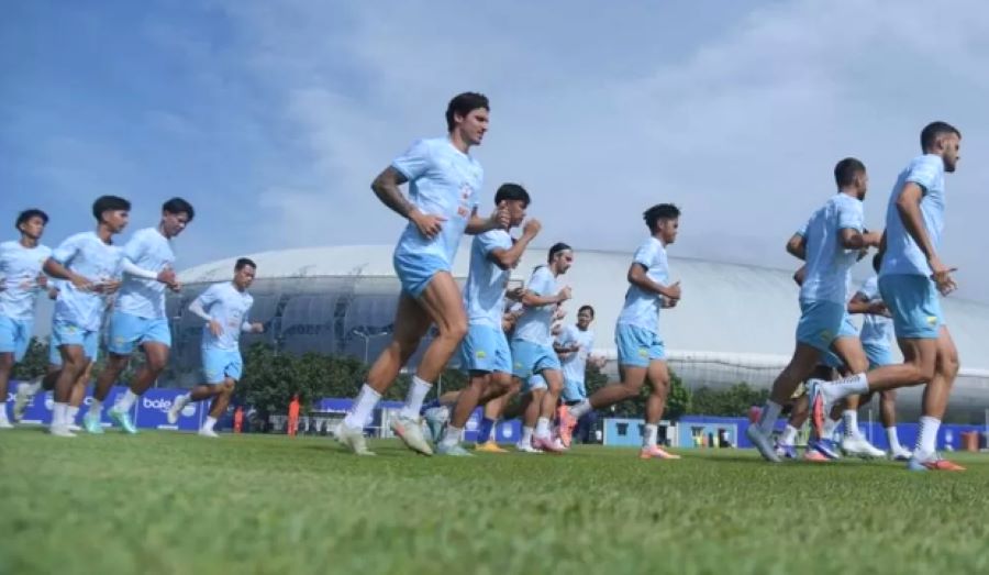 Duel Panas di Padang! Persib Tanpa Dua Pilar, Hodak Wanti-wanti Bahaya Tuan Rumah