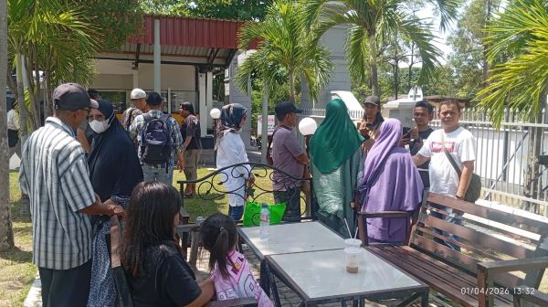 puluhan warga batam tertipu showroom mobil lapor polisi Mobil Laku, Uang Tak Kunjung Ada! Warga Batam Lapor Polisi Dugaan Penipuan Showroom