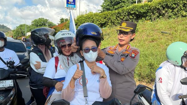 May Day Batam 2026: Polda Kepri Bagi 200 Helm Gratis untuk Pekerja