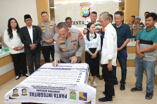 Polda Kepri Kumpulkan Penampung Besi Tua di Batam, Kapolda: Jangan Jadi Mata Rantai Kejahatan!
